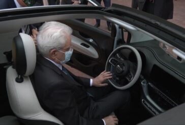 Presentata a Mattarella la nuova Fiat 500 elettrica