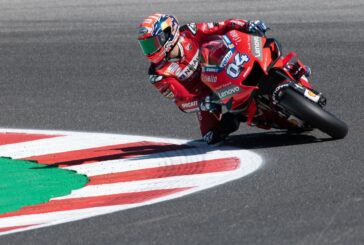 Dovizioso vince in Austria, pauroso incidente Morbidelli-Zarco