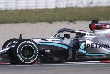 Hamilton trionfa in Spagna, Vettel settimo, Leclerc si ritira