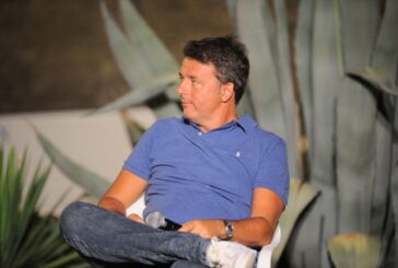 Renzi "Riaprire le scuole un dovere, da Salvini solo spot"