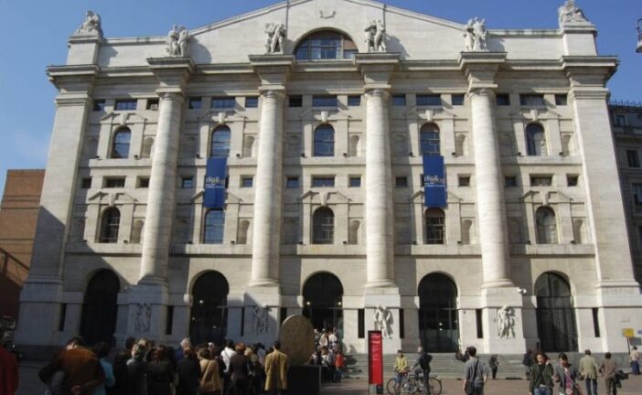 Mercati – Europa amplia le perdite a metà seduta, a Piazza Affari (-1,2%) crolla Nexi (-20,4%)