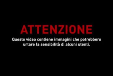 Prende in ostaggio guardia giurata al Duomo di Milano, il video dell’arresto
