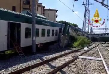 Treno deraglia in Brianza, tre contusi