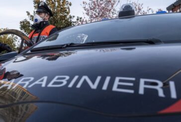Investe e uccide la sorella perchè gay, arrestato