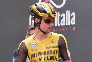 Kragh Andersen conquista la 19^ tappa del Tour, Roglic resta leader