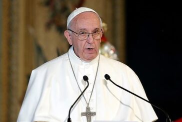 Papa Francesco "Globalizzare le cure, il vaccino sia per tutti"