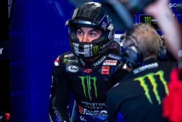 Vinales conquista il Gp dell'Emilia Romagna, ritiro per Rossi
