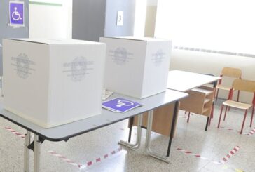 Referendum, alle 19 l'affluenza sfiora il 30%