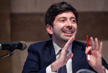 Sanità, Speranza "Con il Recovery Fund recuperiamo terreno perduto"