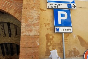 Rosso parla di “difficile stagione sul fronte dei rifiuti” a Castelnuovo