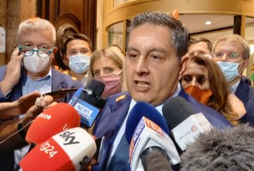 Toti "Escluso il coprifuoco, ipotesi Dad per gli studenti più grandi"