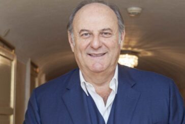 Coronavirus, Gerry Scotti "Ho il Covid, sono sotto controllo medico"