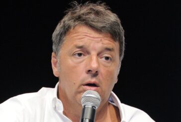 Renzi "Chiederemo a Conte di modificare il Dpcm"