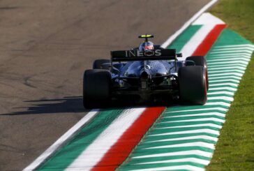 Bottas si prende la pole a Imola, Leclerc in quarta fila