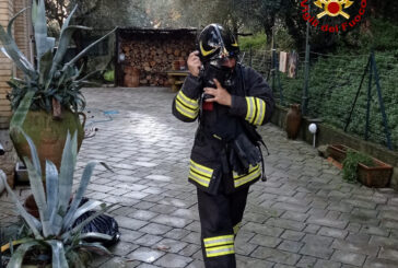 Intervento dei Vigili del fuoco per incendio a Bettolle