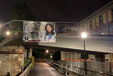 Blocco studentesco: “Che hai visto il prof?” Gigantografica e manichino al Bandini