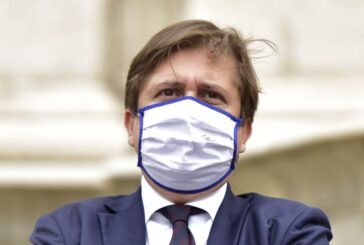 Coronavirus, Sileri "Non si può sottovalutare problema tenuta sociale"