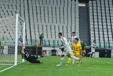 Ronaldo affonda il Cagliari, la Juve vince ed è seconda