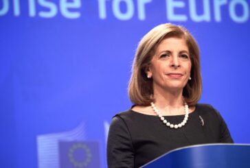 Covid, Commissione Ue "Rendere Natale più sicuro, non cancellarlo"