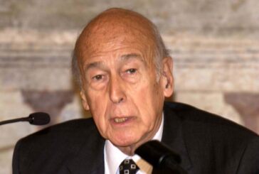Morto a 94 anni ex Presidente francese Valery Giscard D'Estaing