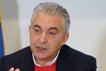 Coronavirus, Arcuri "Distribuiremo i vaccini dai più anziani in giù"
