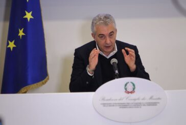 Arcuri "Evitiamo terza ondata e via subito con le vaccinazioni"