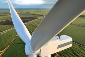 Estra entra nell’eolico: acquisito da Alerion un parco da 52 MW