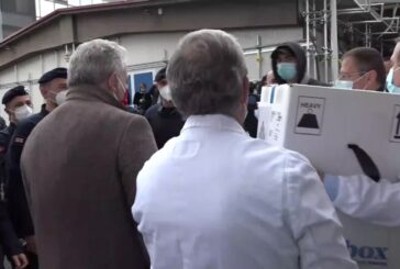 Vaccino anticovid, ecco le prime fiale