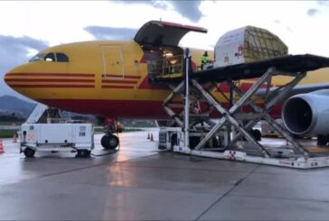Giunto a Ciampino aereo con migliaia di dosi vaccino