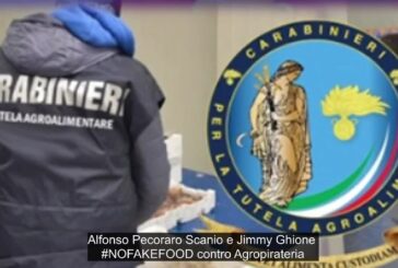 Agropirateria, Pecoraro Scanio e Jimmy Ghione premiano Carabinieri Forestali”