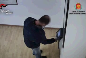 Furbetti del cartellino, misure cautelari  per 18 dipendenti comunali a Palermo