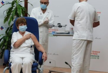 Vaccino, 109454 dosi somministrate in Italia