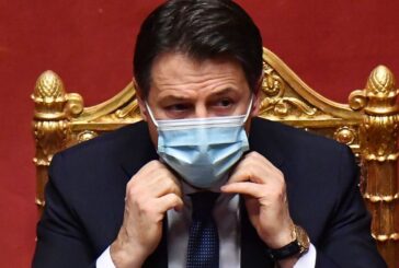 Conte si è dimesso, consultazioni da domani