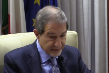 Vaccinazioni, Musumeci: “Entro l’estate le completeremo”