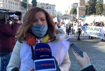 Crisi del turismo, gli agenti di viaggio scendono in piazza