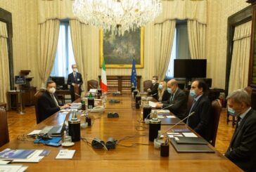 Zingaretti "Non poniamo veti, ma Pd e Lega restano forze alternative"