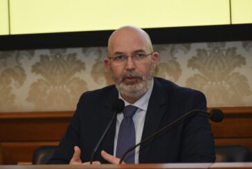 Governo, Crimi "Non entreremo a tutti i costi"