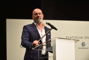 Covid, Bonaccini "Prorogare il divieto di spostamento tra Regioni"