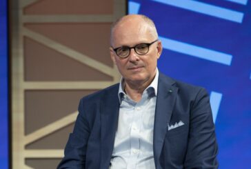 Ricciardi "Così rischiamo, serve strategia 'no Covid'"
