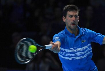 Djokovic in finale agli Australian Open, battuto Karatsev