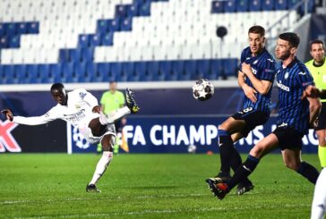 Atalanta in 10 cede solo nel finale, Real vince 1-0