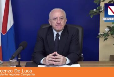 De Luca “In Campania mancano le dosi, stiamo facendo guerra”