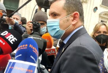 Covid, Centinaio “Arcuri? Non chiediamo teste”