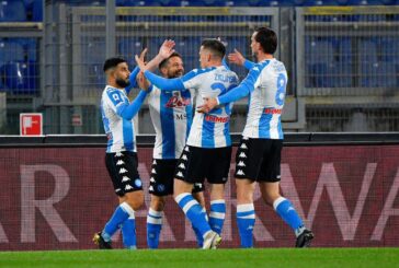 Doppio Mertens, il Napoli vince 2-0 contro la Roma