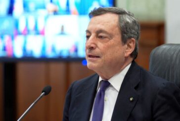 Draghi "Gli europei si sentono ingannati da alcune case farmaceutiche"