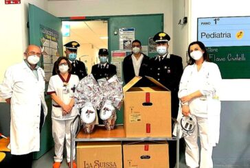 A Nottola i Carabinieri donano le uova di Pasqua ai piccoli ricoverati