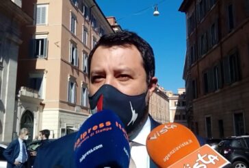 Salvini “Correre su vaccini per tornare a vivere”