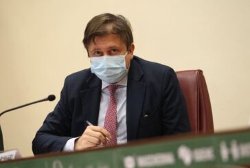 Coronavirus, Sileri "Dati migliorano, possibili riaperture a maggio"