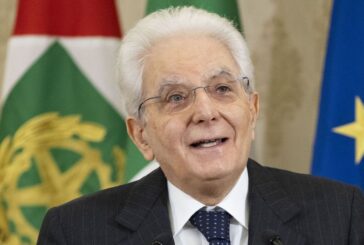 Mattarella "Giornalismo contribuisca alla rinascita del Paese"