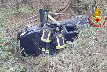 Auto fuori strada a Sovicille: ferito il conducente